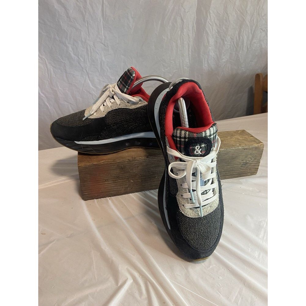 Men's Puma Wild Rider & Chill Lace Up Sneakers-Size 8.5-Very Nice